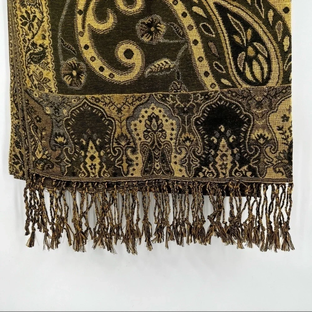 Pashmina and silk green scarf